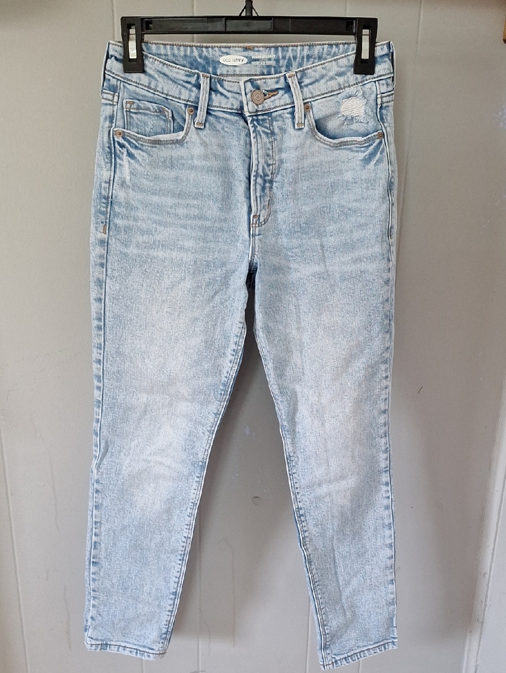 Old Navy Light Wash Women’s Jeans - Classic Slim Fit